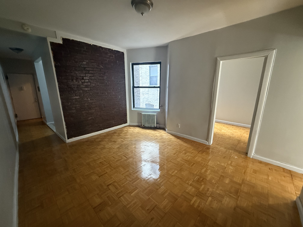 West 156th - Photo 0