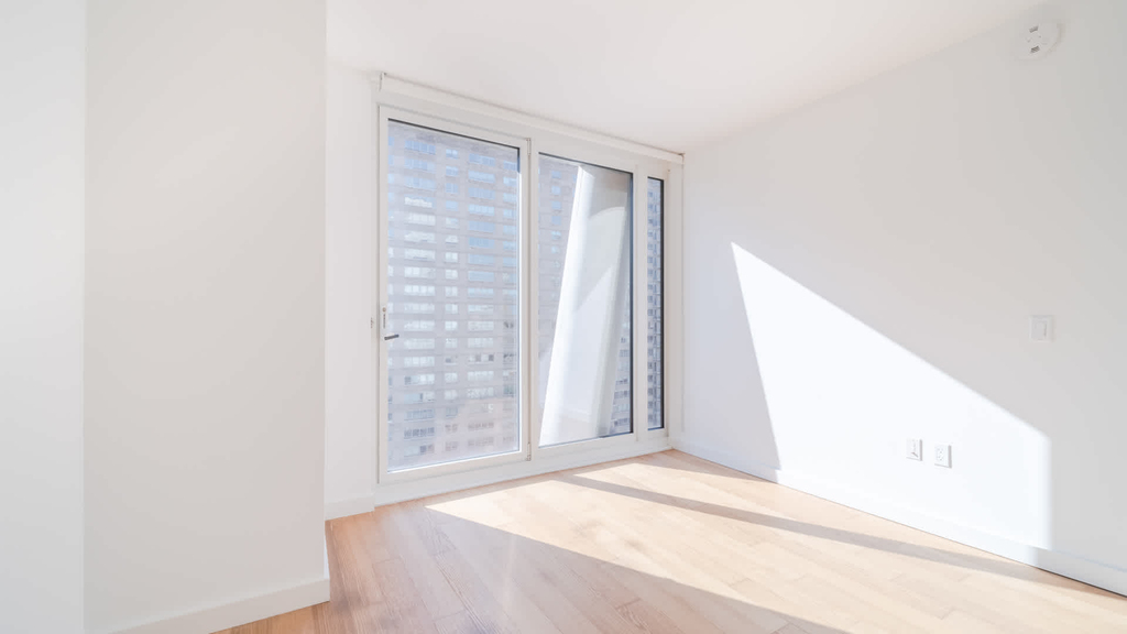 170 Amsterdam Avenue - Photo 28
