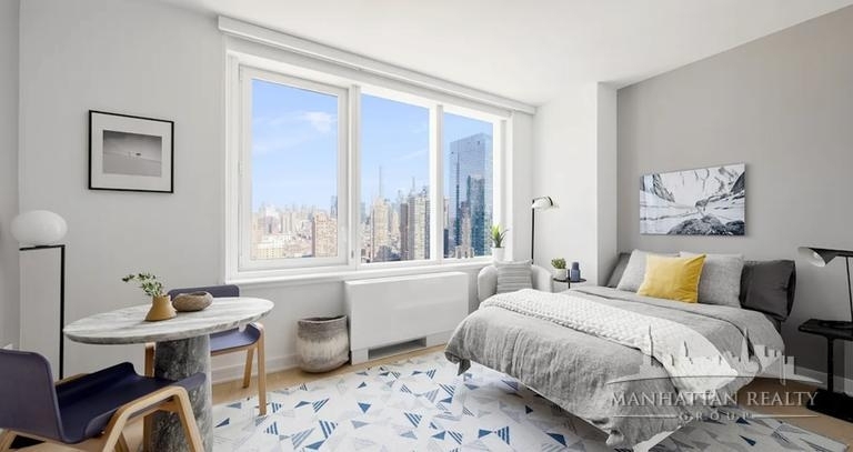 West 38th Street - Photo 1