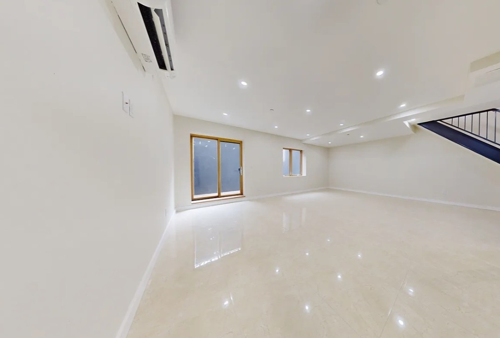 26-28 18th Street - Photo 2