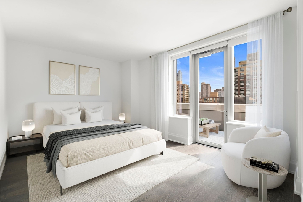 50 Riverside Boulevard - Photo 1