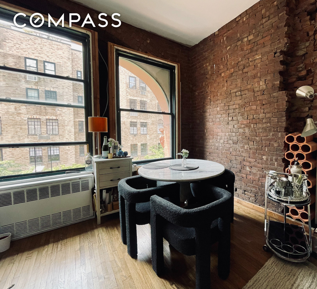 43 E 10th Street - Photo 1