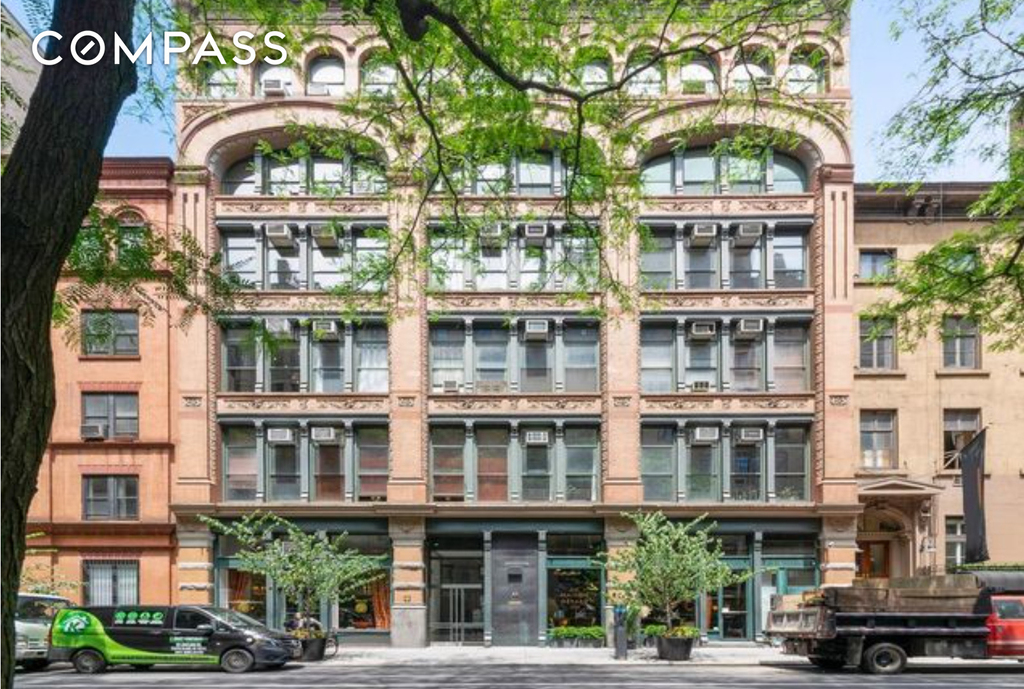 43 E 10th Street - Photo 0