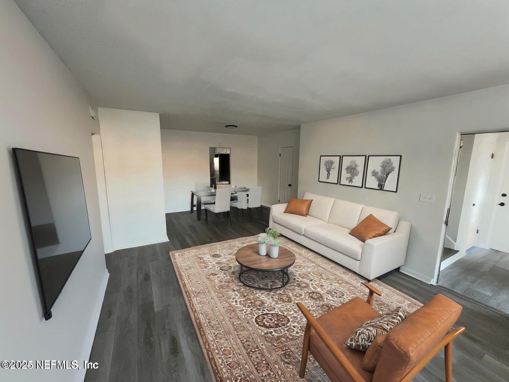 5452 Playa Way - Photo 0