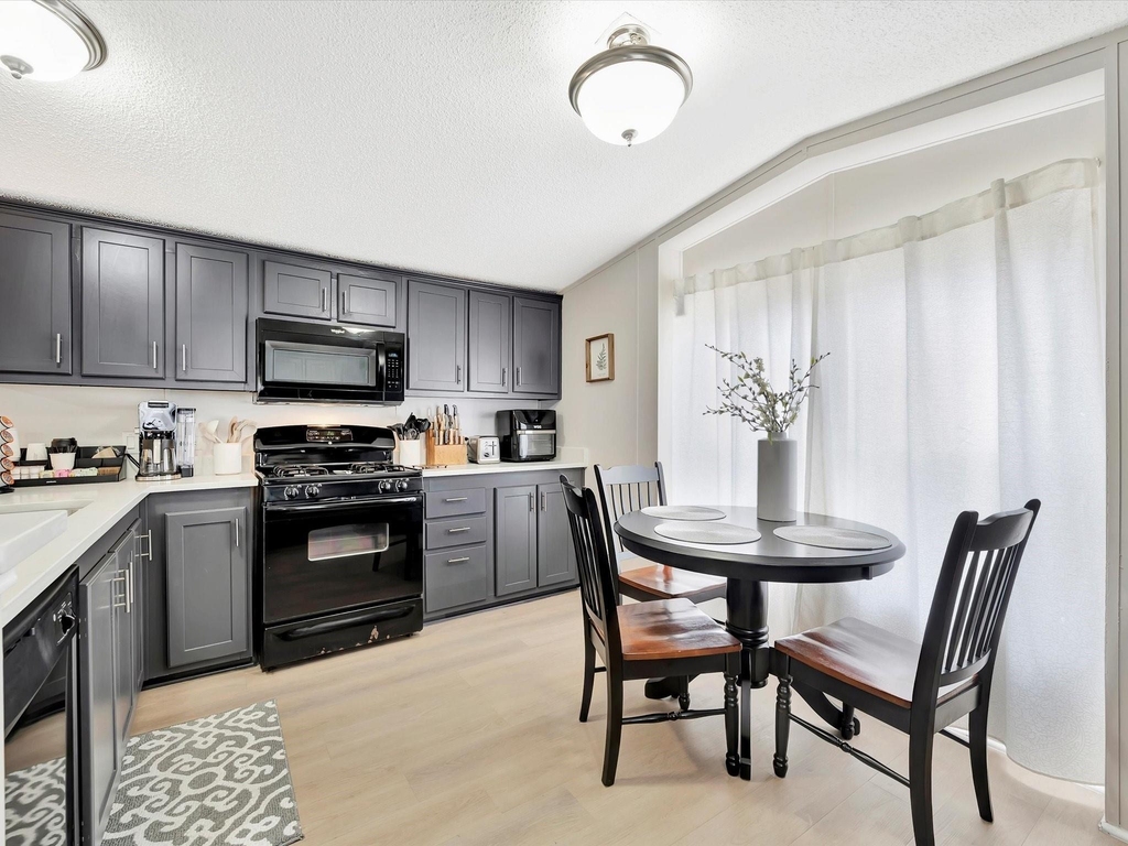 506 Main Street - Photo 12
