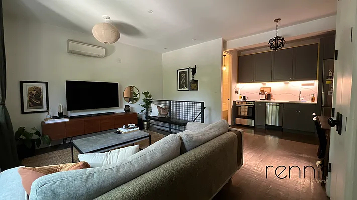 295 Montgomery Street - Photo 1