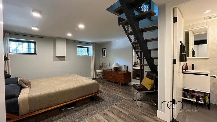 295 Montgomery Street - Photo 8