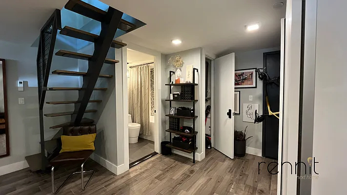 295 Montgomery Street - Photo 14