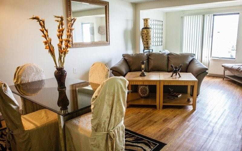 8330 E Jefferson Ave - Photo 8