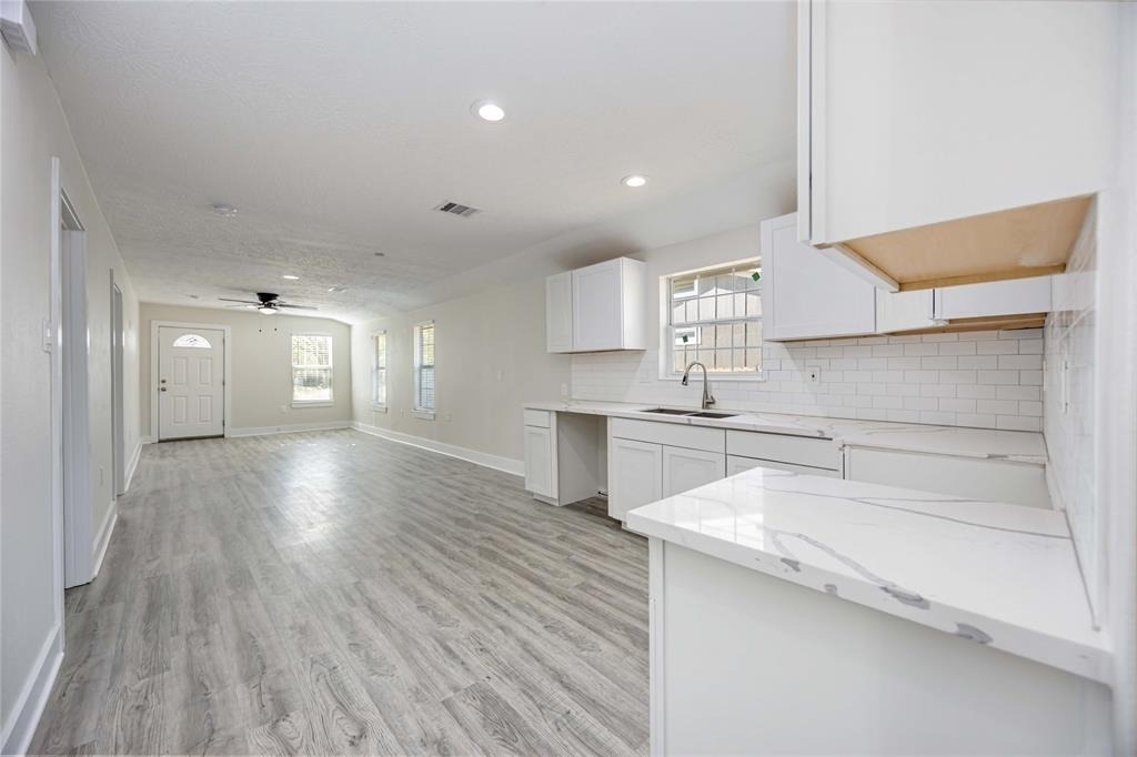 7921 Little Street - Photo 8