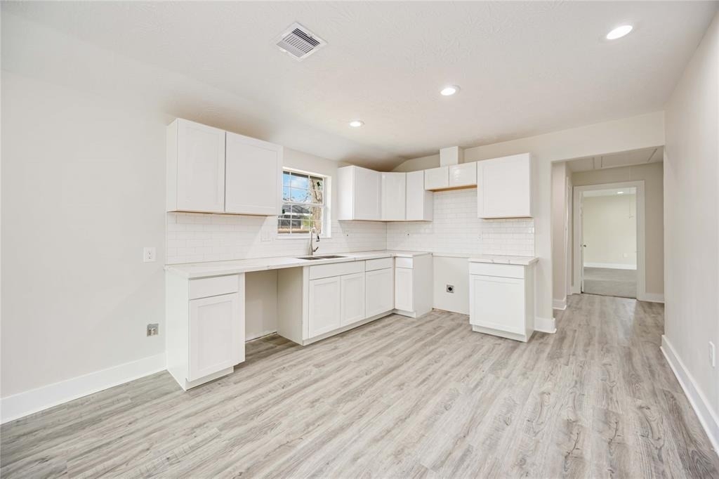 7921 Little Street - Photo 6