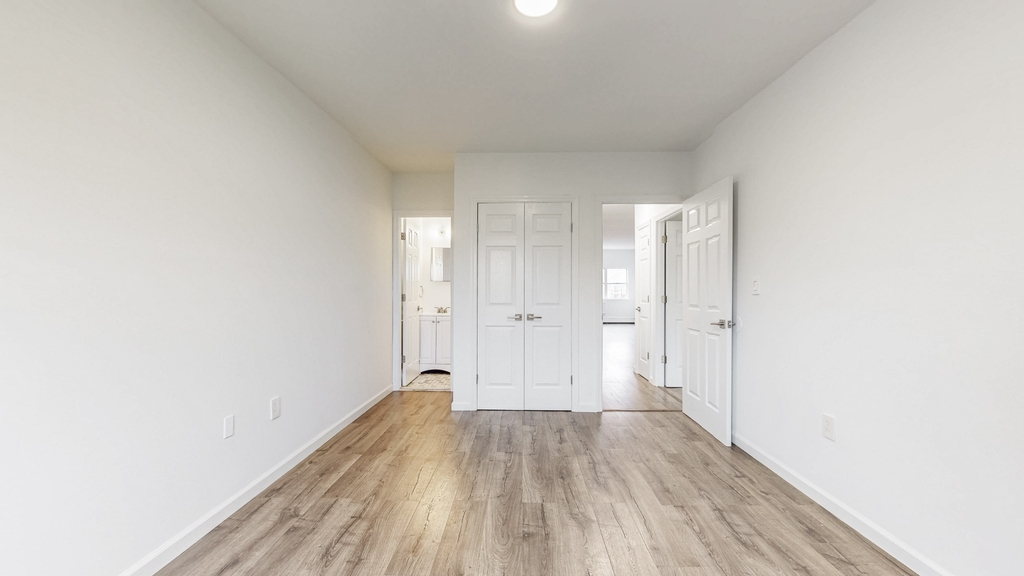 1091 Hancock Street - Photo 9