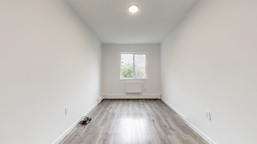 1091 Hancock Street - Photo 4