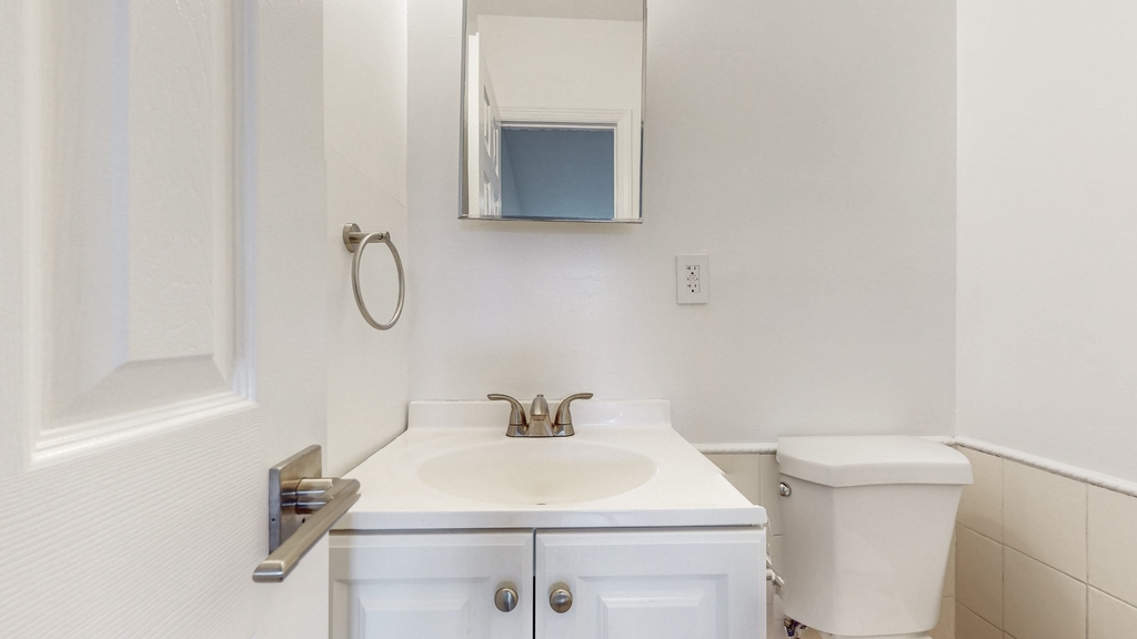 1091 Hancock Street - Photo 5