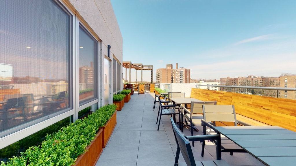 138-28 Queens Boulevard - Photo 15