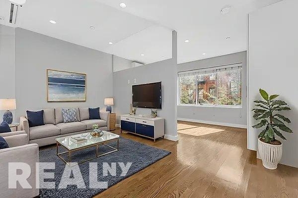 99 Suffolk Street - Photo 0