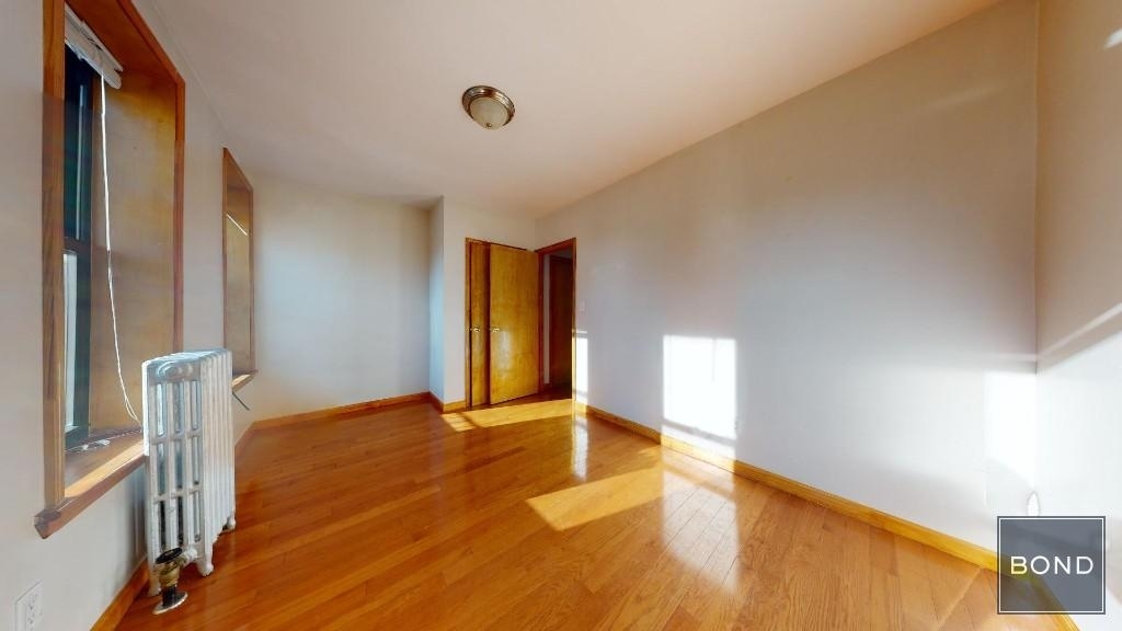 East 14th Street - Photo 4