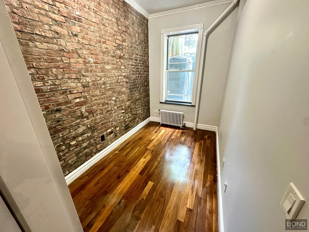 Hudson Street - Photo 5
