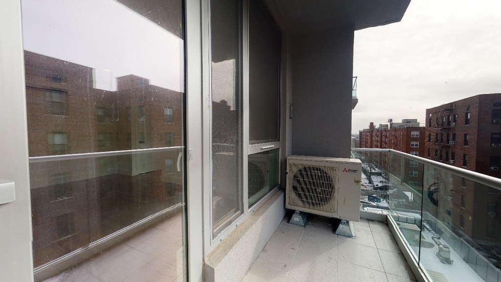 13828 Queens Boulevard - Photo 18
