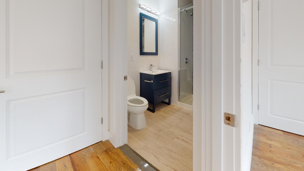 13828 Queens Boulevard - Photo 16