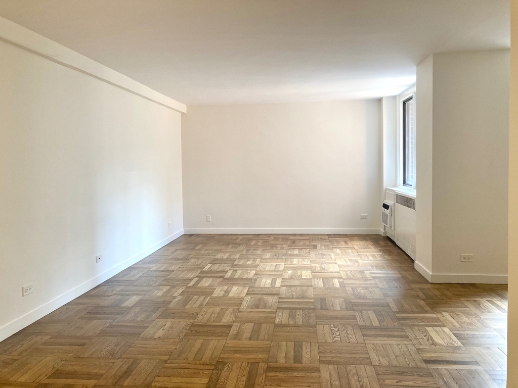 East 79th Street & First / York Ave  - Photo 1