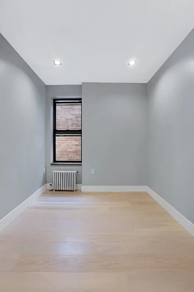 521 East 5th Street - Photo 2