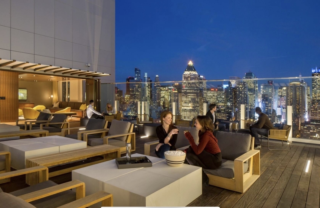 550 West 45th Street - Photo 6