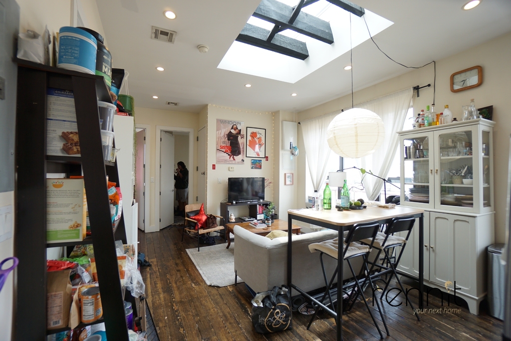 Central Avenue - Photo 3