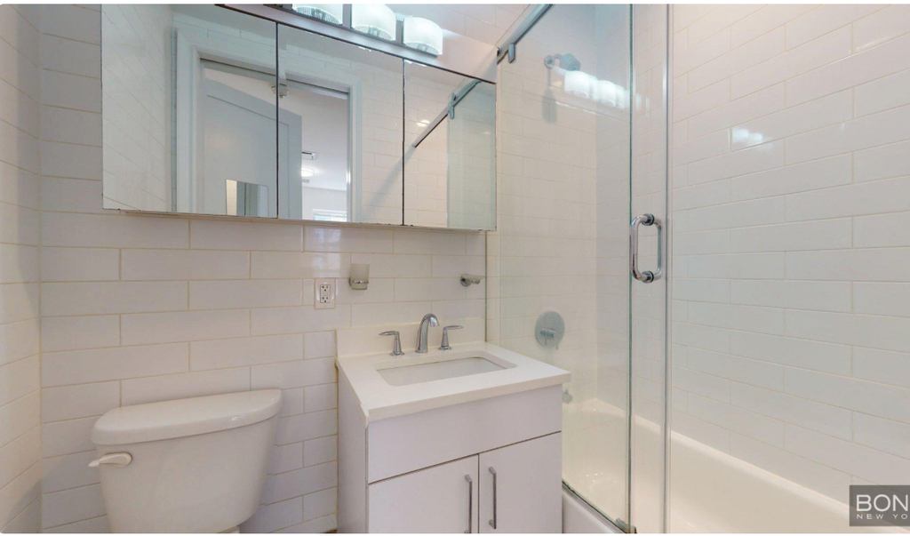 East 60th Street  - Photo 3