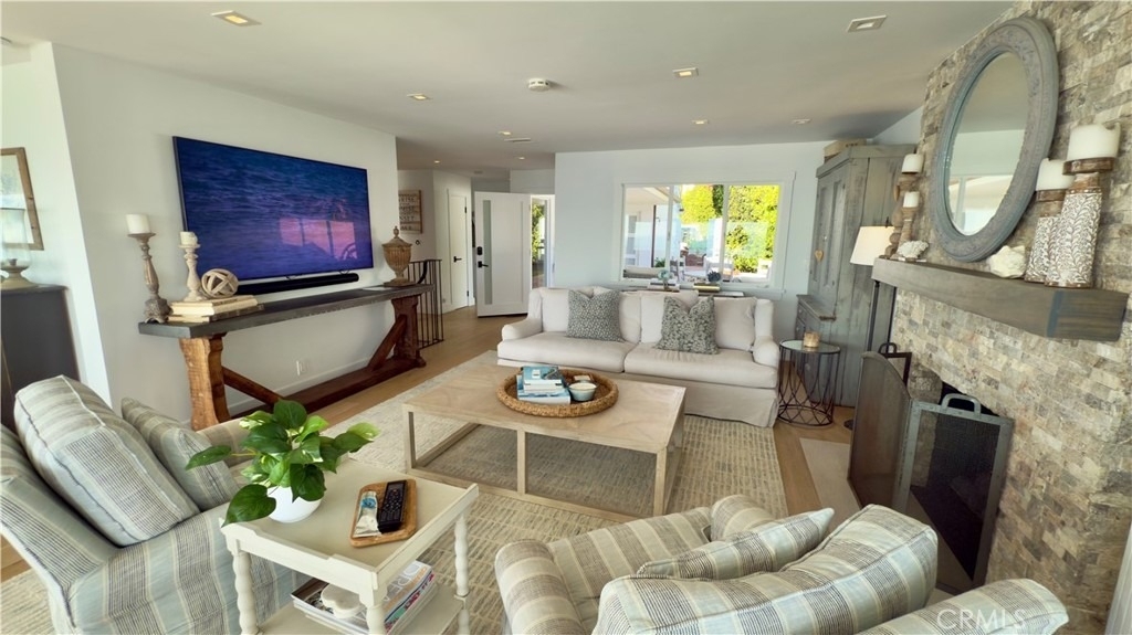 7 Camel Point Drive - Photo 2