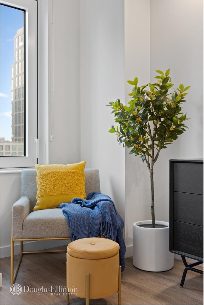 2455 3rd Ave - Photo 1