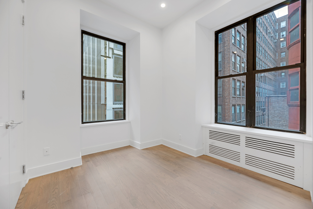 Madison Avenue - Photo 3