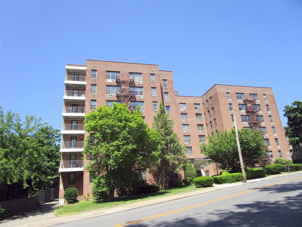 123 Valentine Lane - Photo 1