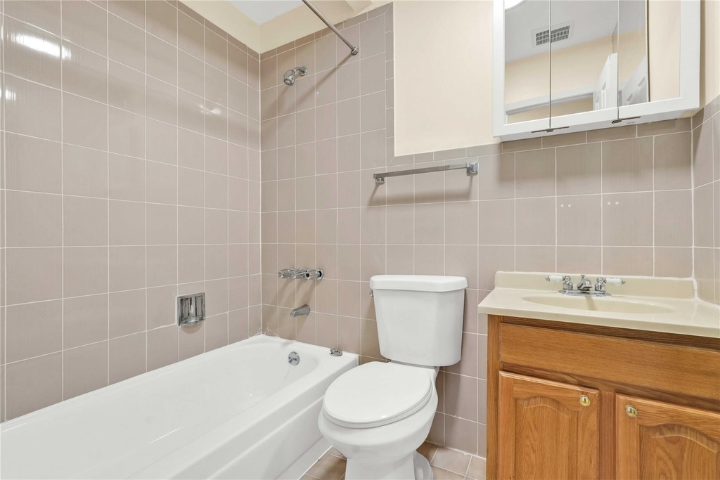 67-07 Selfridge Street - Photo 22