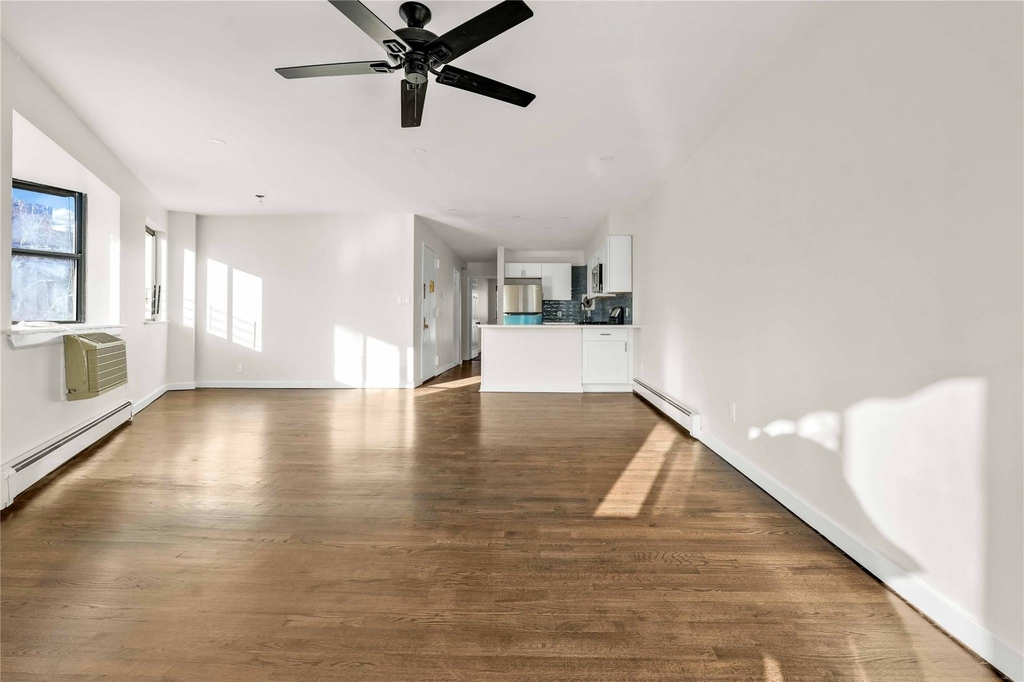 67-07 Selfridge Street - Photo 4