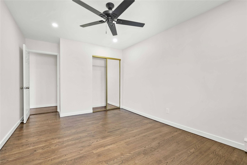 67-07 Selfridge Street - Photo 15