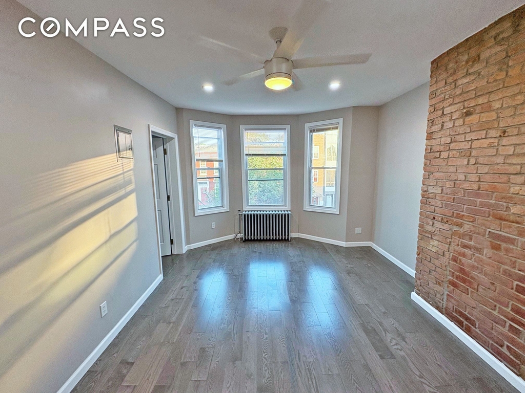 179 Covert Street - Photo 0
