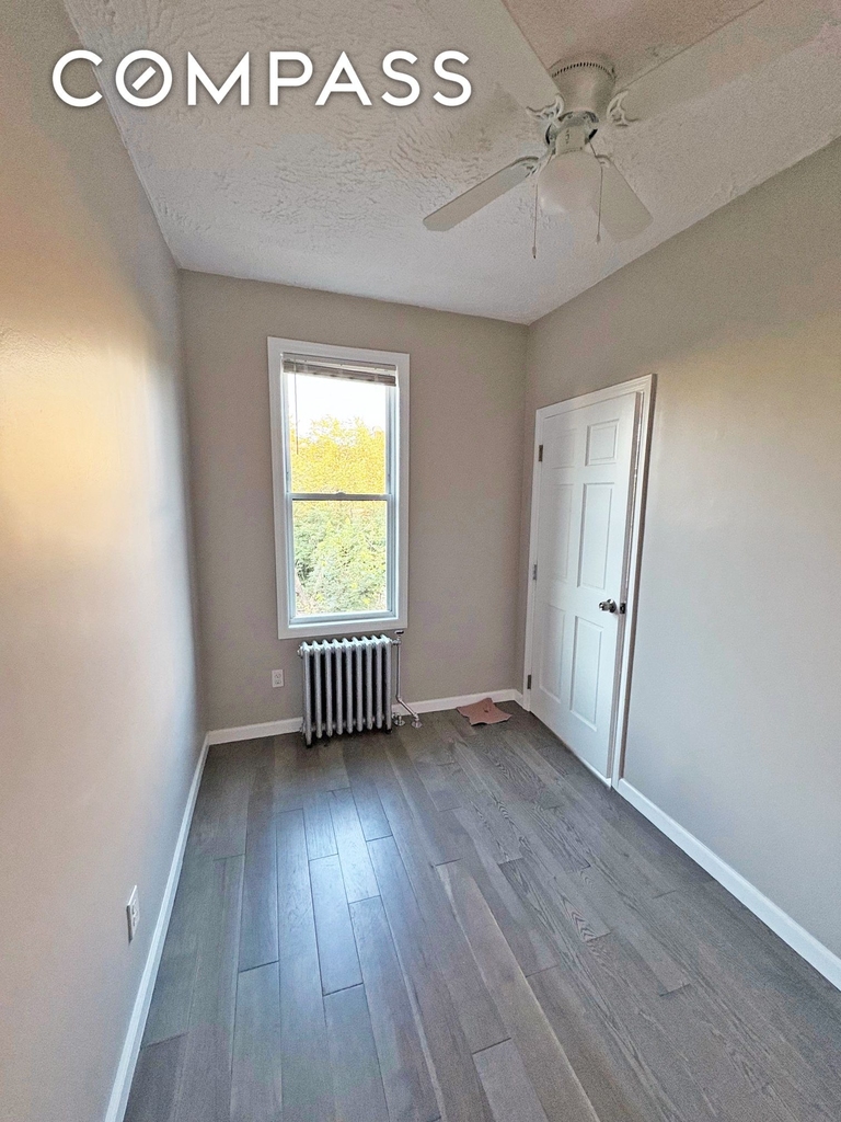 179 Covert Street - Photo 4