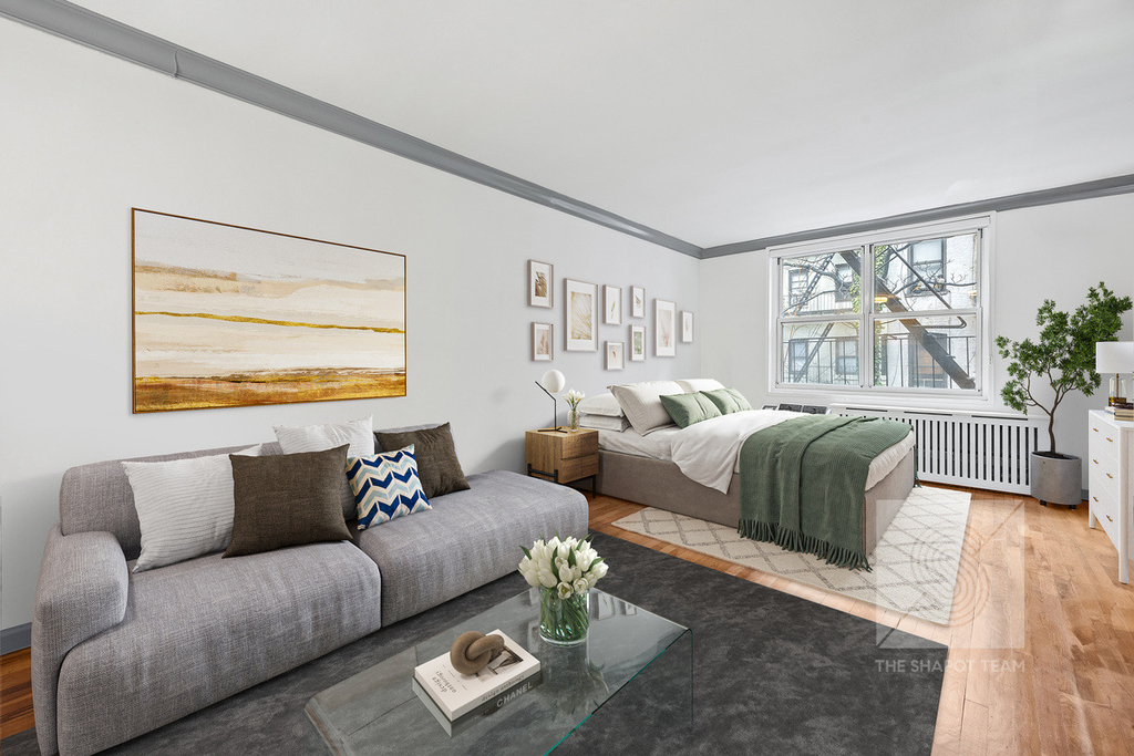 345 E 54th Street - Photo 0