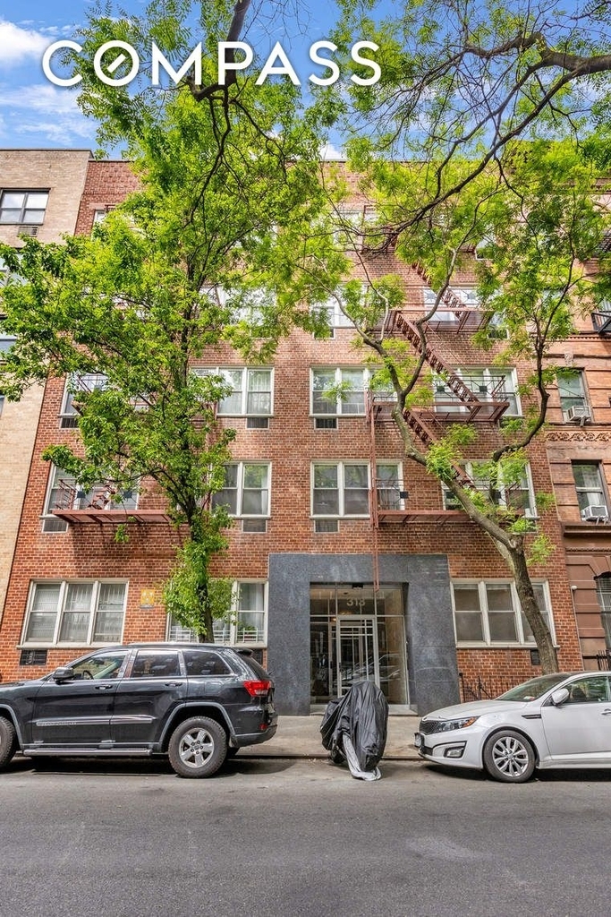 313 E 89th Street - Photo 7