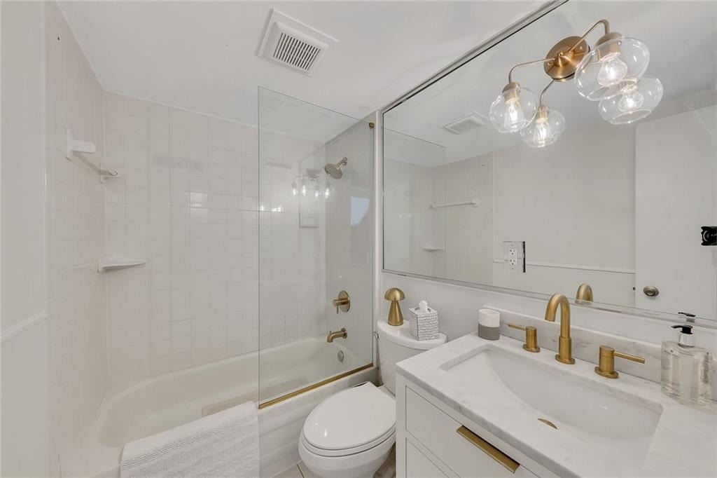 111 Robinhood Drive - Photo 14