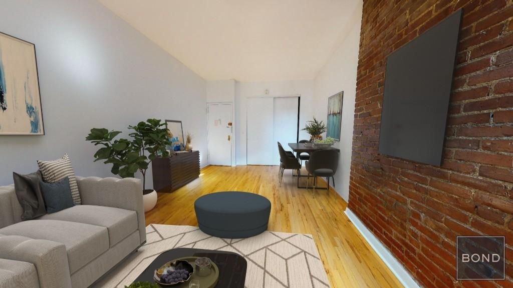East 85th Street - Photo 1
