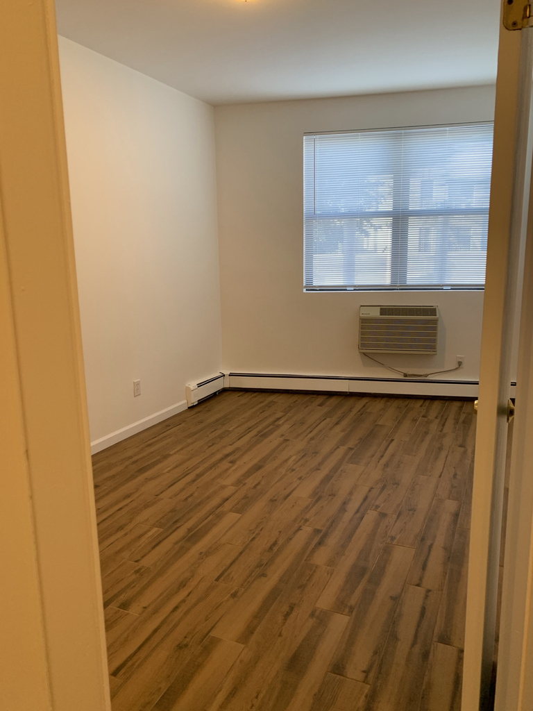 18-27 27th Avenue - Photo 2