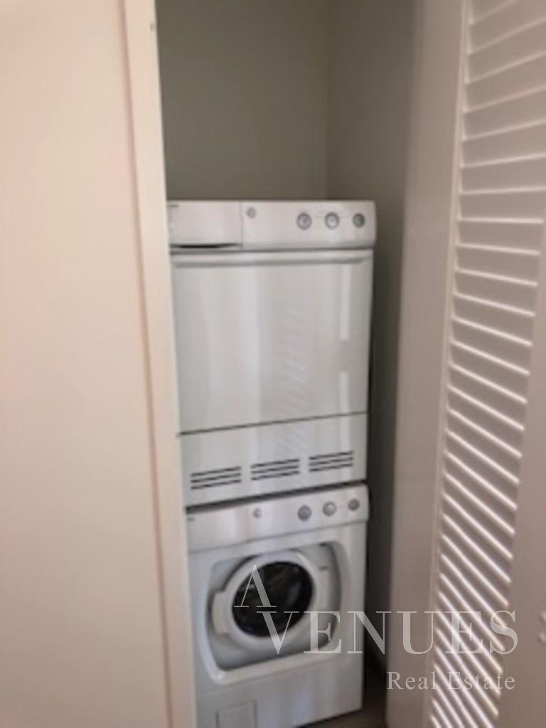 West 29th Street - Photo 4