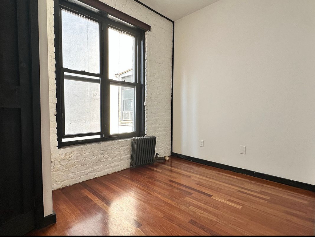 520 East 14th Street - Photo 5