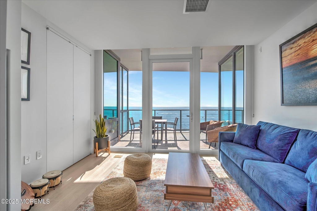 1101 Ocean Avenue - Photo 30