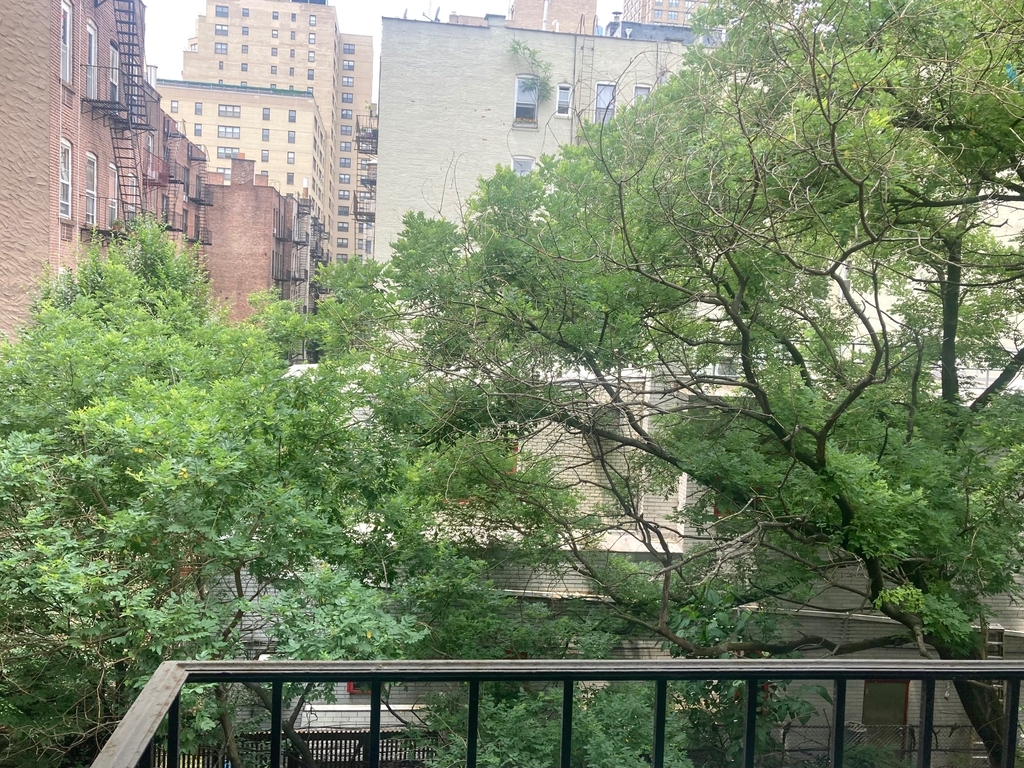 513 second avenue  - Photo 3