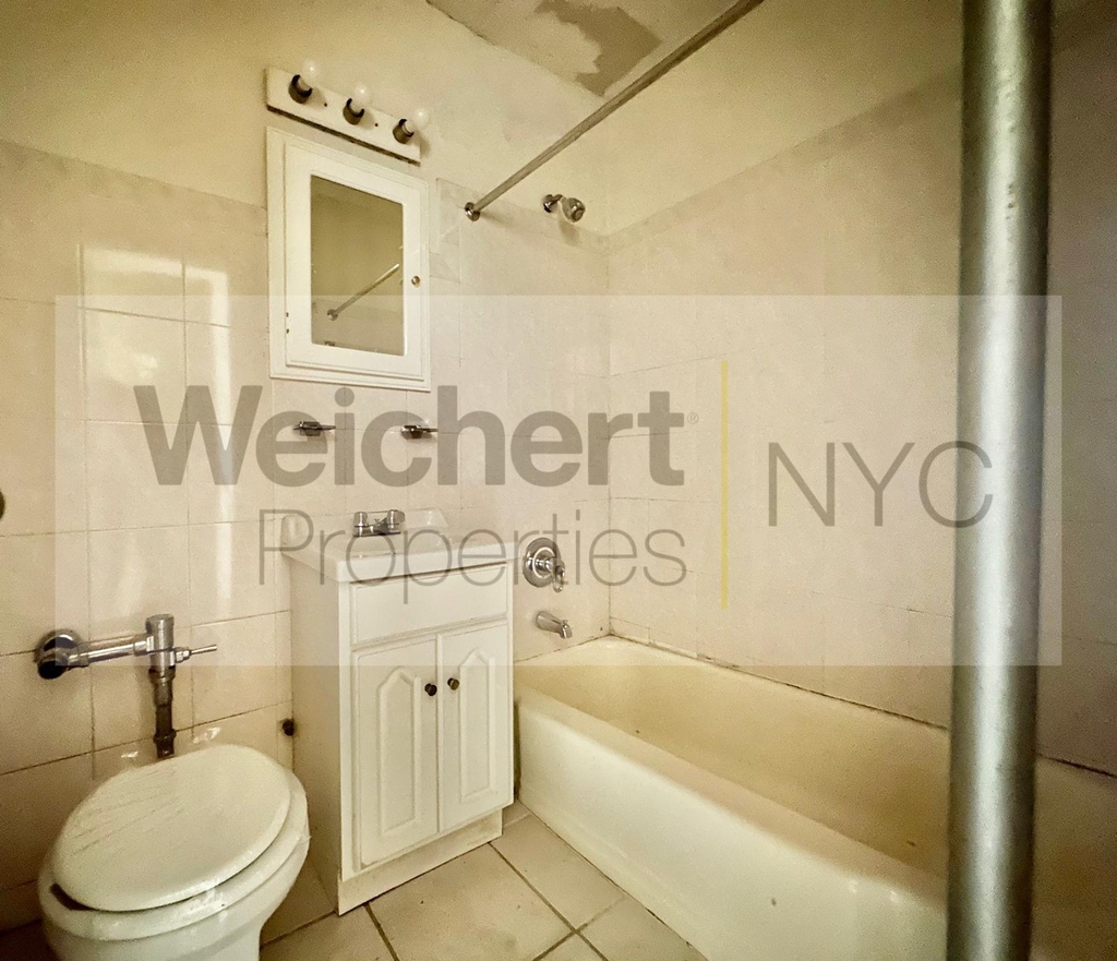 612 West 137th Street - Photo 4