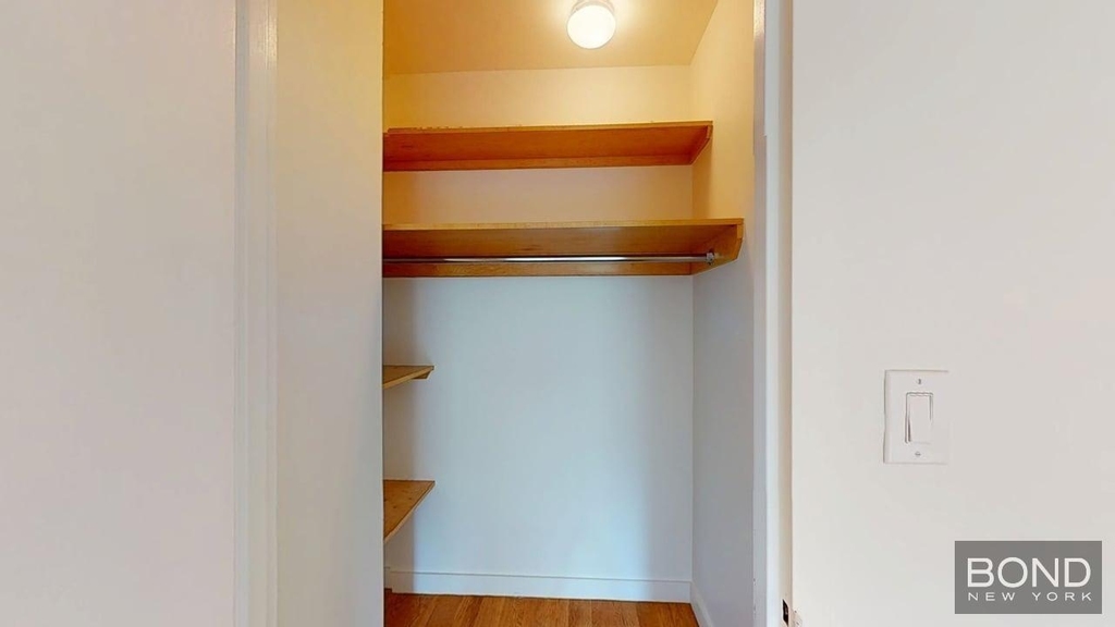 West 87th Street - Photo 3
