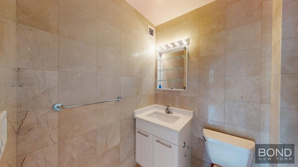 West 87th Street - Photo 5